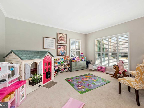 4th image of 24884 Magnolia Cir