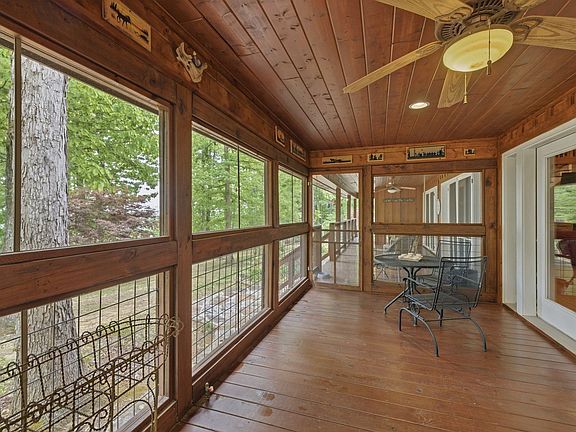 20th image of 1233 Oliver Dr