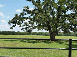 170 Beaver Rd, Elgin, TX 78621