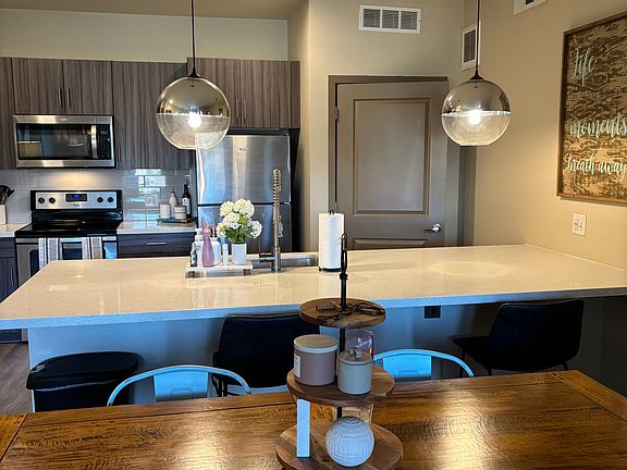 5th image of 7375 N Zanier Blvd #3459