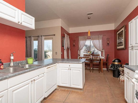 5th image of 1425 N Calle Granada