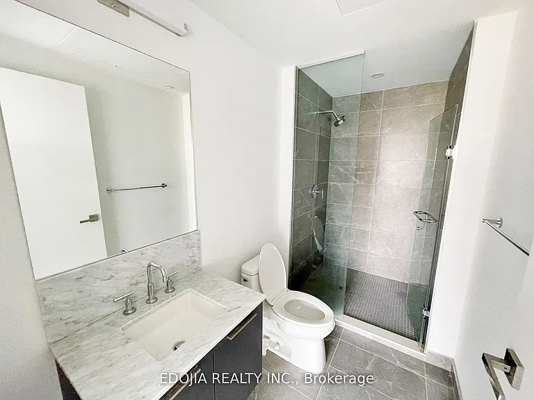 3 Gloucester St #2809 — Photo 3