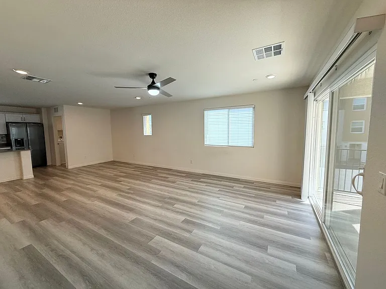 3720 Brilliant Sunset St — Photo 11