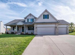 2108 Greythorn Dr, Fort Wayne, IN 46815