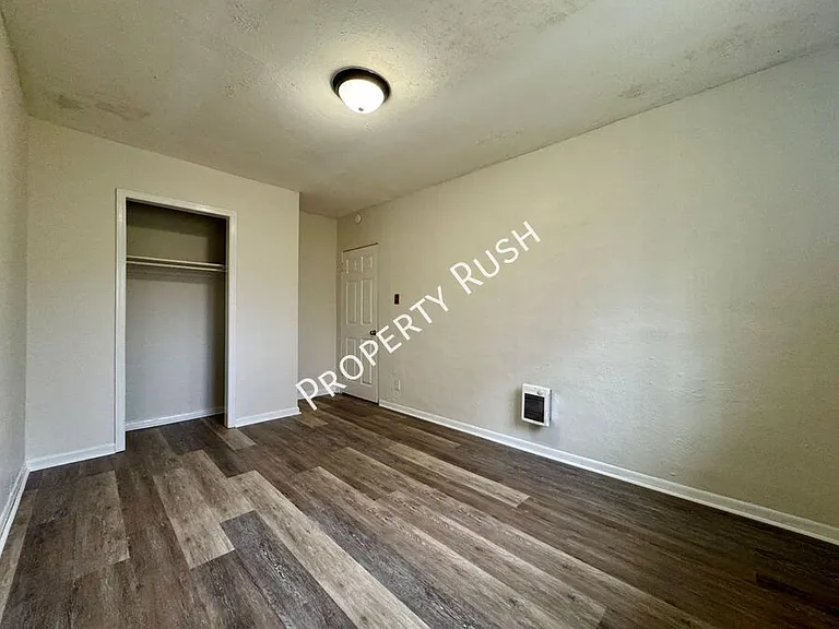 3603 Dorris St — Photo 11