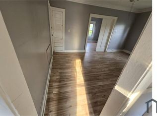 14911 Kinsman Rd #4, Cleveland, OH 44120