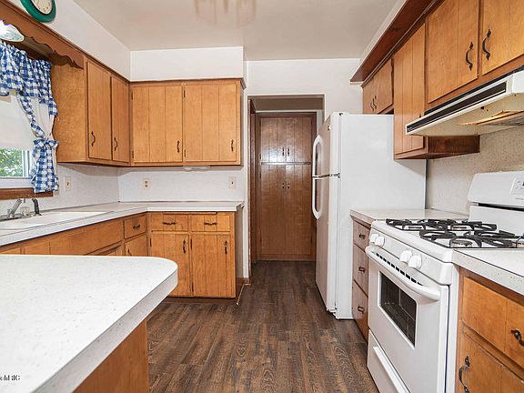 5th image of 5360 Burgis Ave SE