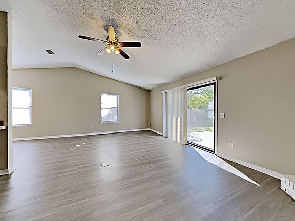 5th image of 4735 Wassail Dr