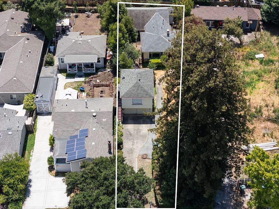 2nd image of 1021 Capuchino Ave