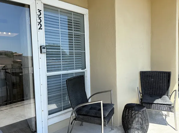 921 Marine Dr, Galveston, TX