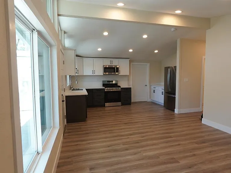 5650 San Vincente Way — Photo 17