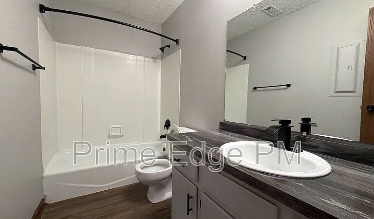 1541 S 21st St #5 — Photo 23