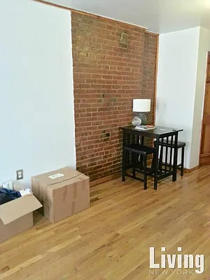 Rented by Living New York | media 8