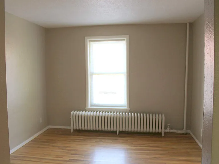 476 Herschel St. — Photo 22
