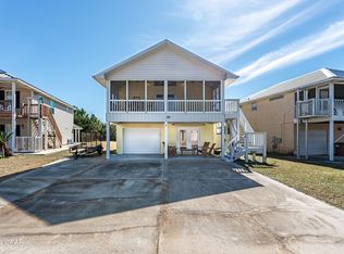 210 Gulf Aire Dr, Port Saint Joe, FL 32456
