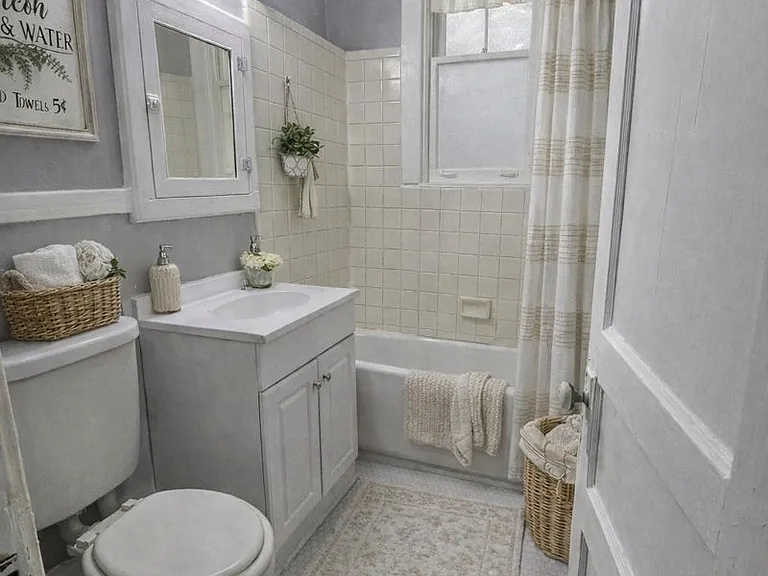 Overton Place — Photo 2