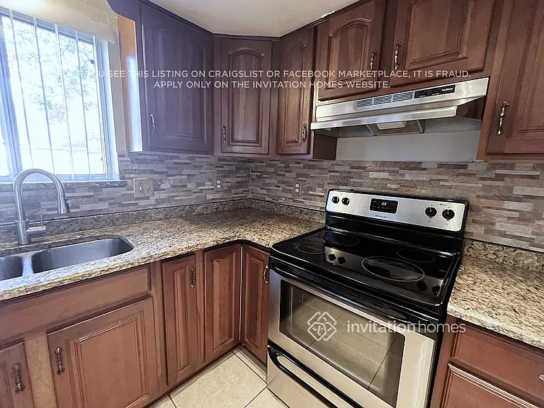 3925 Whittington Dr — Photo 5