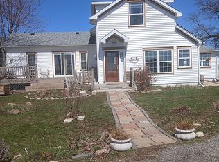 17396 Scott Rd, Hinckley, IL 60520