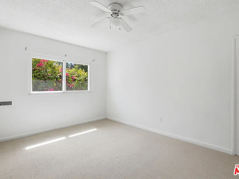 8401 Tuscany Ave #4 — Photo 14