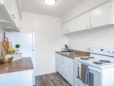 Warwick Terrace Apartment Homes