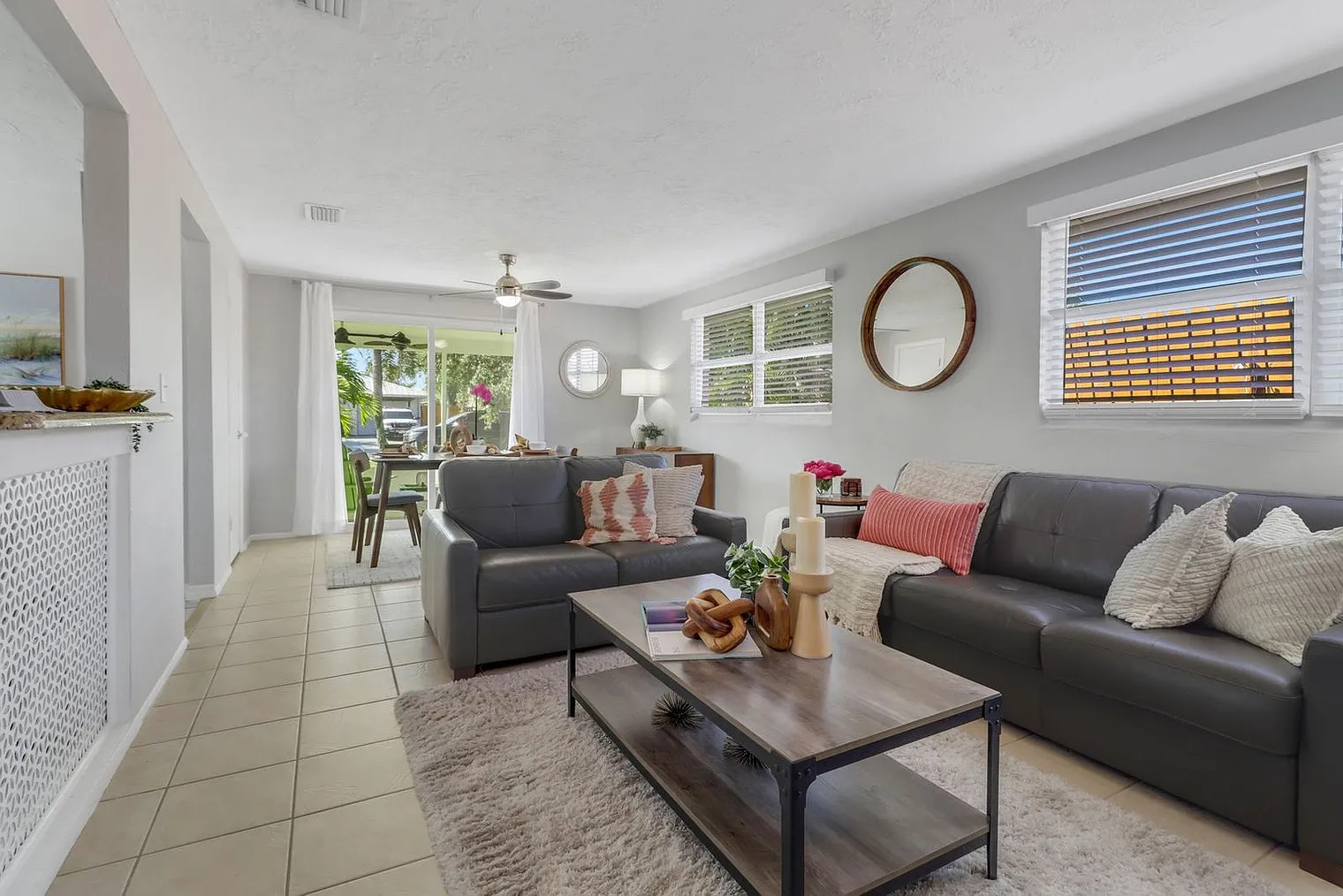 2 bed, 1.0 bath, $6,024 — Photo 4