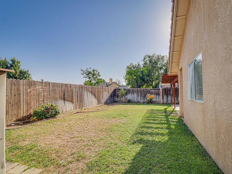 4005 Asino Ave — Photo 22