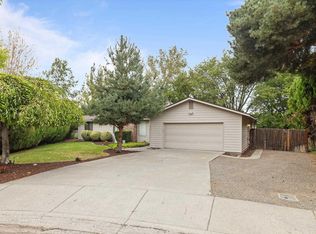 6732 W 9th Pl, Kennewick, WA 99336