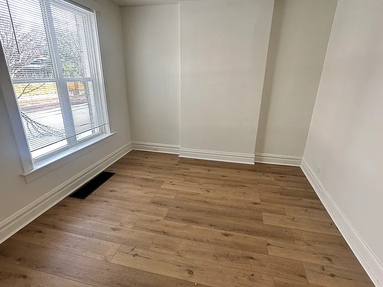 3148 Miami St #1F — Photo 4