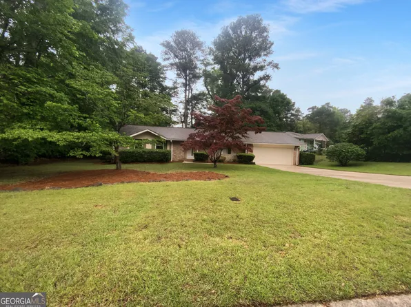 2060 Devore Dr SW, Marietta, GA 30008