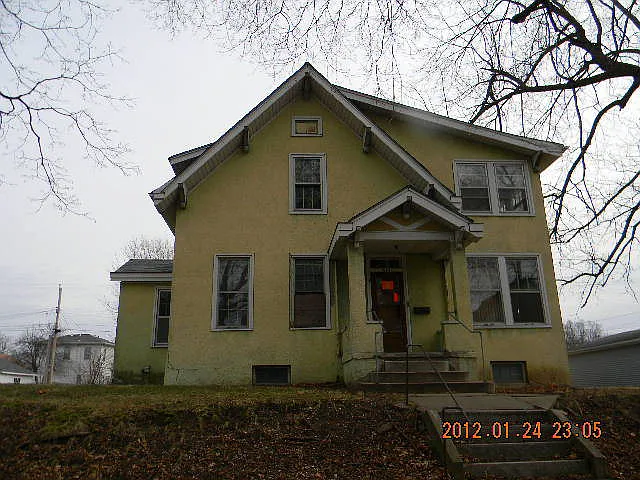 614 S 12th St photo 1