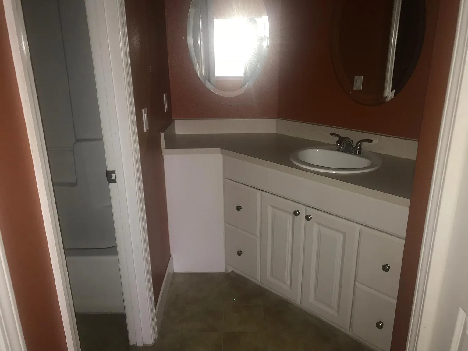 3 bed, 1168 sqft, $1,650 — Photo 2
