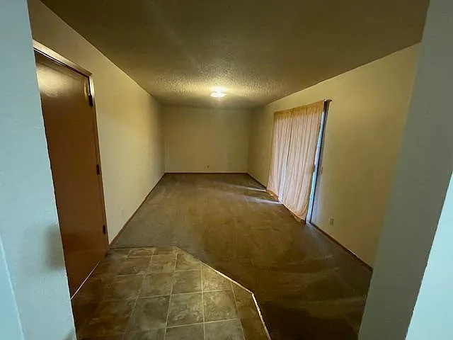 9403 NE 109th Ave — Photo 3