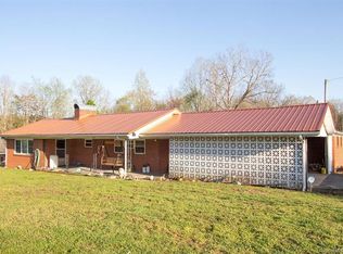 525 Pete Brittain Rd, Morganton, NC 28655