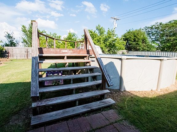 5th image of 1335 Alvera Ln