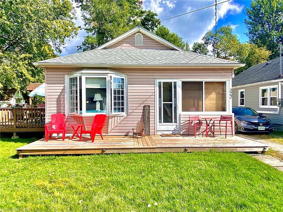 1st image of 322 Oxford Ave