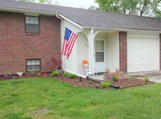 5611 E Pinehurst Ln, Columbia, MO 65202