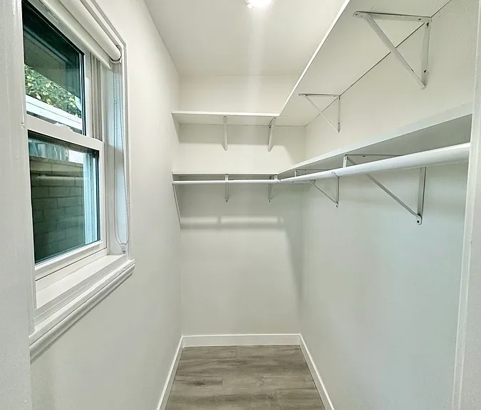 608 1/2 W Hillcrest Blvd — Photo 13