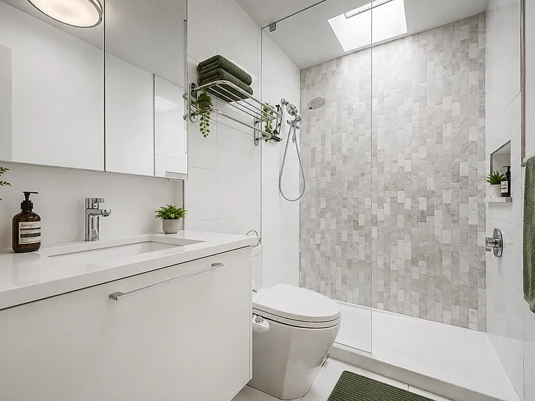 4411 N 40th St #51 — Photo 9