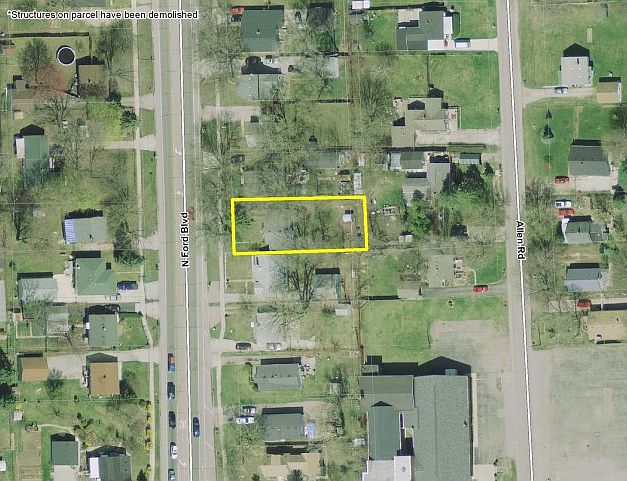 2nd image of 724 N Ford Blvd