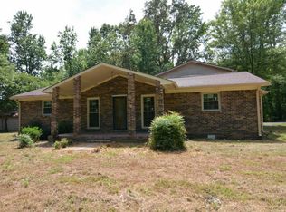 25 Pioneer Dr, Fayetteville, TN 37334