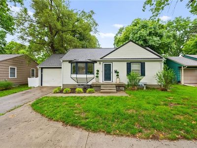 2912 W 75th St, Prairie Village, KS, 66208