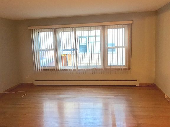 3rd image of 8609 N Milwaukee Ave APT 1W