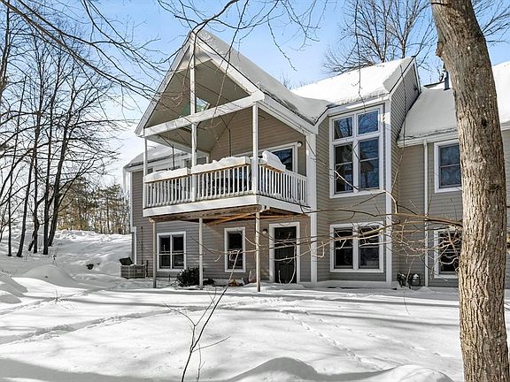4th image of 30 Brewster Ln