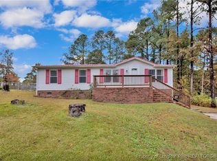 700 Mackay Ct, Raeford, NC 28376