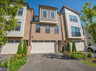 7646 Cross Creek Dr, Columbia, MD 21044