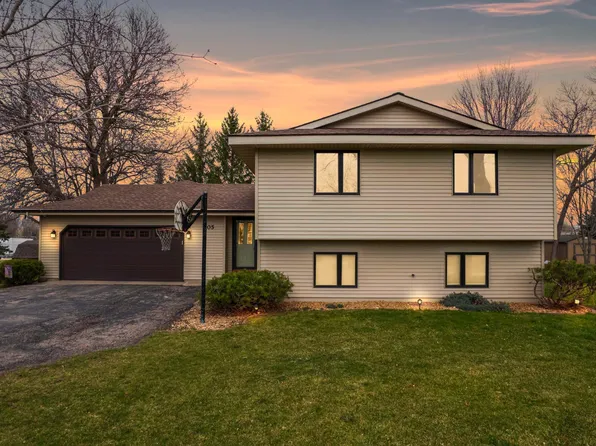 705 Madison St SE, Watertown, MN 55388