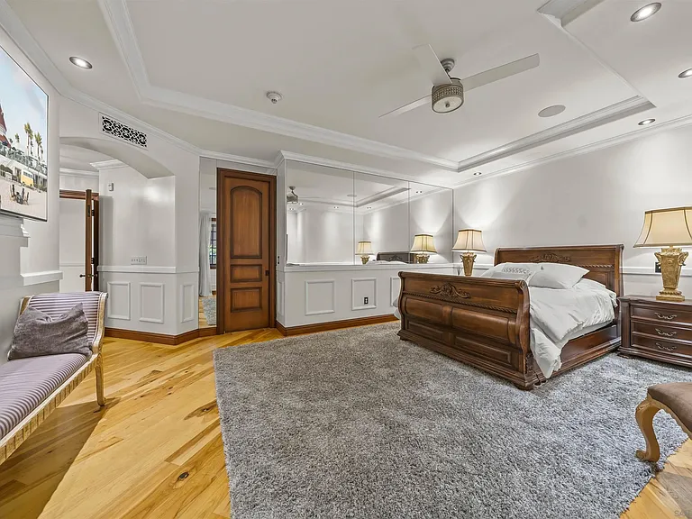 120 C Ave #206 — Photo 37