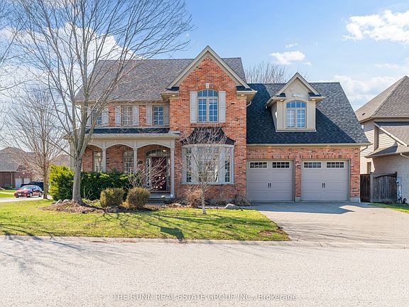 2nd image of 1729 Riverbend Rd