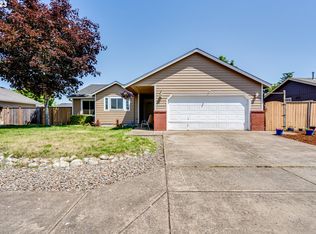 2293 Parker Pl, Eugene, OR 97402