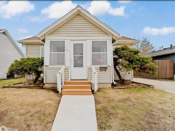 411 Swayze St, Marshalltown, IA 50158